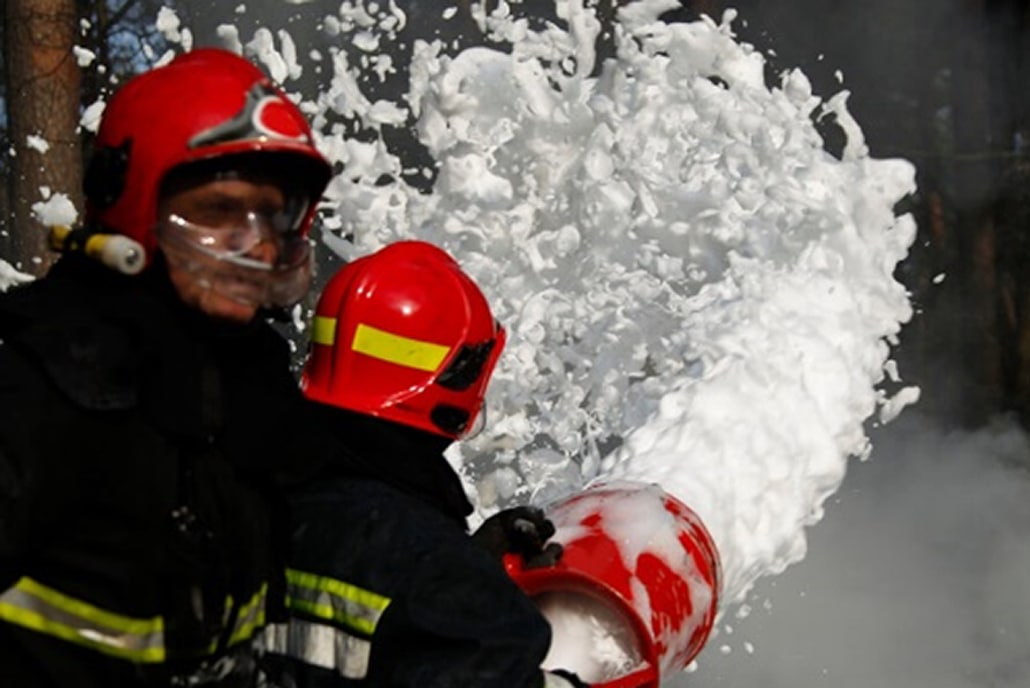 Espuma contra incendios